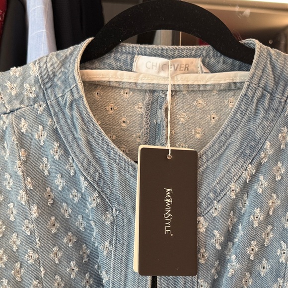 Elegant Light Blue Jean Jacket - Picture 4 of 5